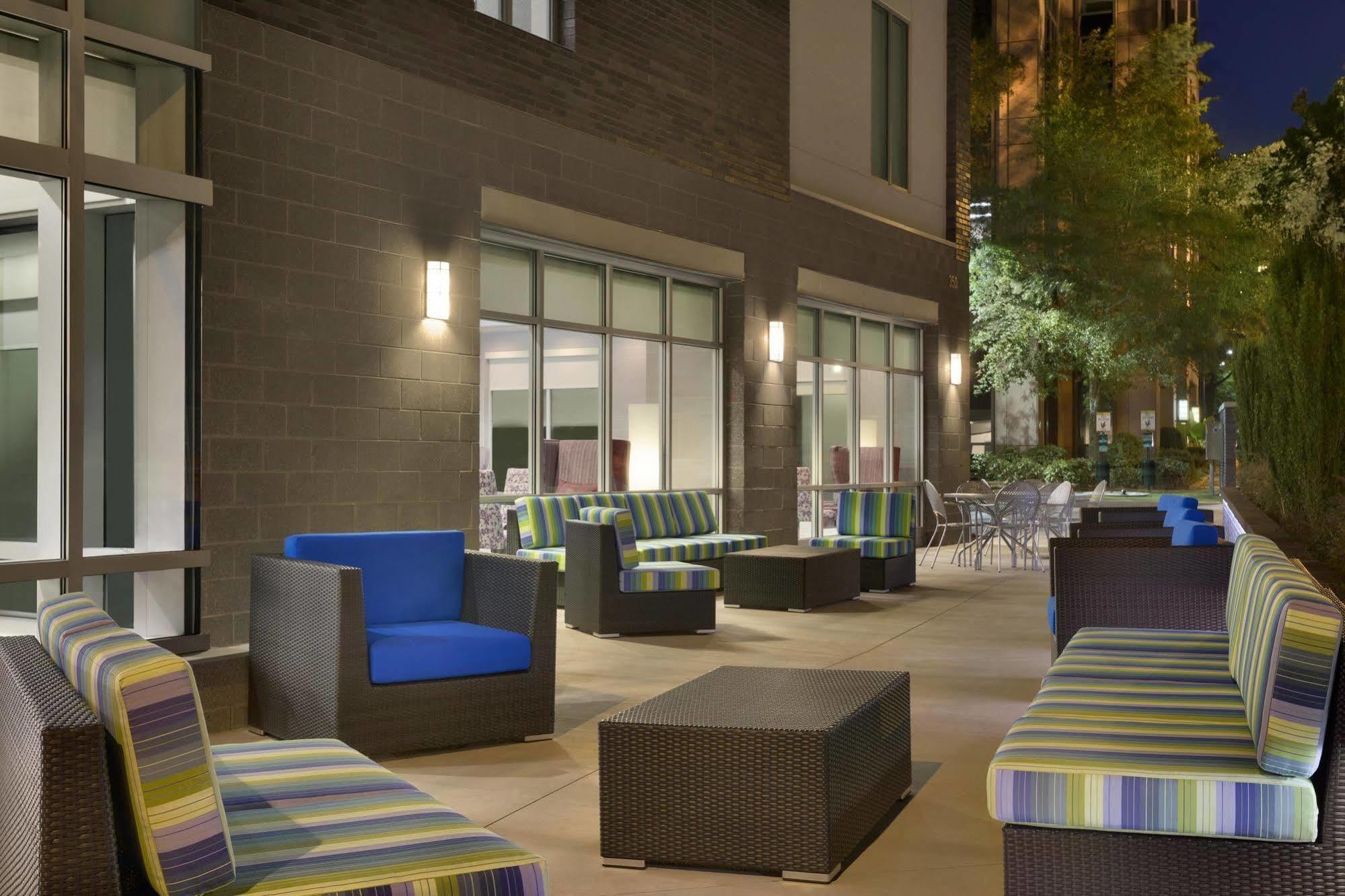 Home2 Suites By Hilton Greenville Downtown Εξωτερικό φωτογραφία